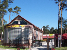 RELAKS база отдыха летние домики семейные номера ночлеги в Польше Балтийское море Леба