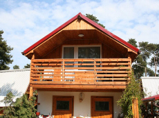 RELAKS база отдыха летние домики семейные номера ночлеги в Польше Балтийское море Леба