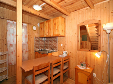 RELAKS база отдыха летние домики семейные номера ночлеги в Польше Балтийское море Леба