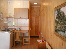 RELAKS база отдыха летние домики семейные номера ночлеги в Польше Балтийское море Леба