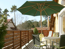 RELAKS база отдыха летние домики семейные номера ночлеги в Польше Балтийское море Леба